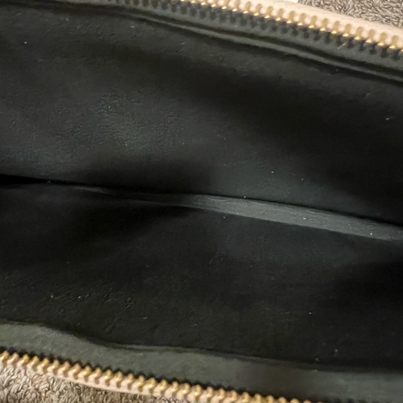 Kate Spade Metallic Laptop Sleeve - Picture 5 of 8